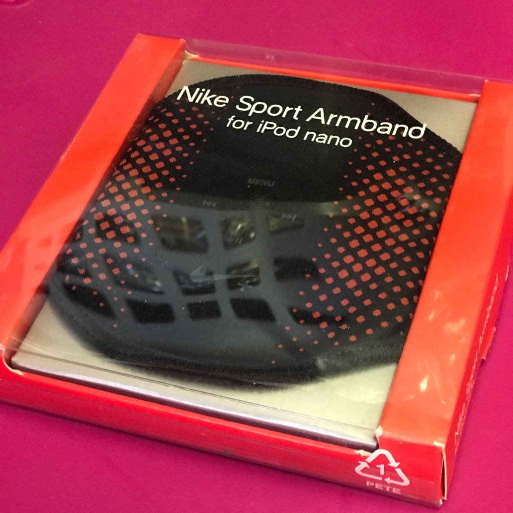 Nib Nike Sport Armband For Ipod Nano Jogger Vintage Runner Exercise Gym Workout